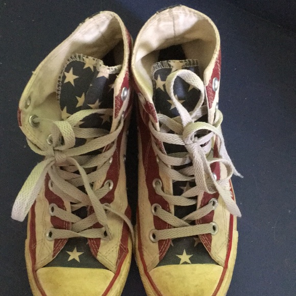 Distressed American flag converse - Picture 4 of 7